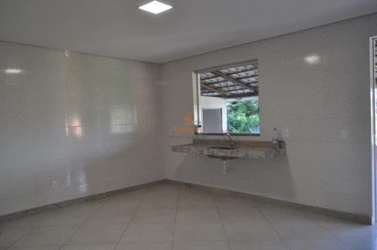 casa-em-condominio-venda-bairro-tropical-698623